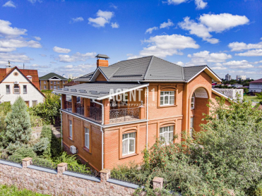 Продажа дома с ремонтом 530кв.м. Софиевская Борщаговка
