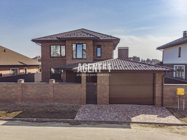 Продажа  дома 230кв.м. Петропавловская Борщаговка.