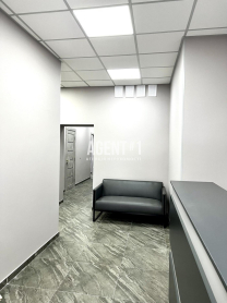 ЖК Аметист,  офіс 113 кв.м перший поверх, новий ремонт.