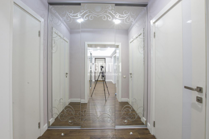 ЖК Чайка, 3-кімн. квартира, 86 кв.м., вул. Лобановського, 28