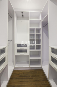 ЖК Чайка, 3-кімн. квартира, 86 кв.м., вул. Лобановського, 28