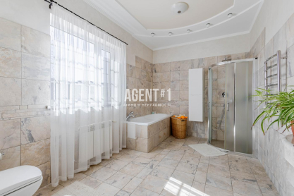 продаж будинку 430м з гаражем, 8 соток