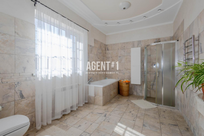продаж будинку 430м з гаражем, 8 соток