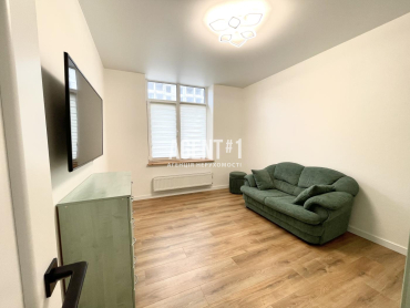 Продаж 2кім. квартири 3 поверх. ЖК Празький квартал 2.