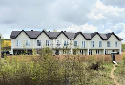 Продаж  таунхаусів в с. Святопетрівске. Газ. Гарна локація.