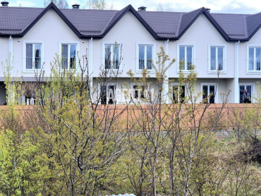 Продаж  таунхаусів в с. Святопетрівске. Газ. Гарна локація.