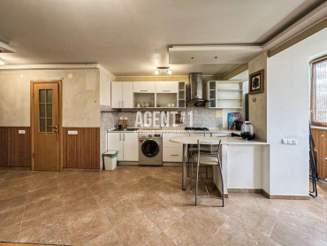 Квартира  1-кімн., 30 кв.м., пров. Машинобудівна, 27, метро Шулявська