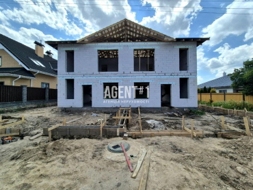 Продаж  дуплекса. Святопетрівське.