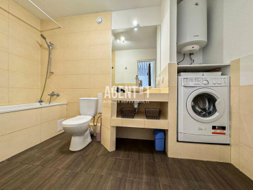 ЖК Петропавлівський, 2-кімн., 110 кв.м., вул. Борщагівська, 30А 