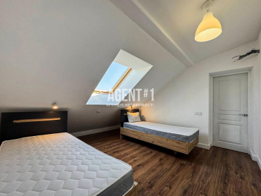 ЖК Петропавлівський, 2-кімн., 110 кв.м., вул. Борщагівська, 30А 