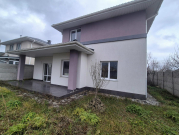 Продаж якісного будинку  150 кв.м.  на ділянці 8 сот. в с.Старі Петрівці