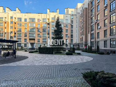 ЖК Барселона, 1-кімн. квартира 42 кв.м., вул. Петрівська 1-Б у с.С.Борщагівка