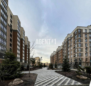 ЖК Барселона, 1-кімн. квартира 42 кв.м., вул. Петрівська 1-Б у с.С.Борщагівка