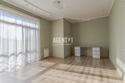 Оренда будинку 430м з гаражем, підвал, 8 соток Петропавлівська Борщагівка