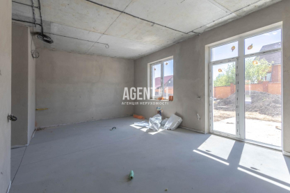 Продаж дуплекса 132м Білогородка, 4сот.
