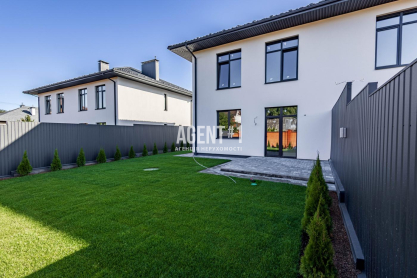 Продаж дуплекса 132м Білогородка, 4сот.