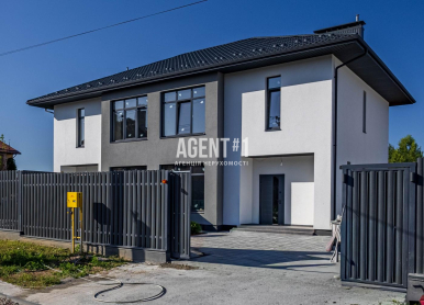 Продаж дуплекса 132м Білогородка, 4сот.