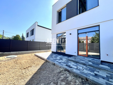 Окремий заїзд! Центральна каналізація! Дуплекс 115 кВ.м, біля ЖК Аметист, Петропавлівська Борщагівка.