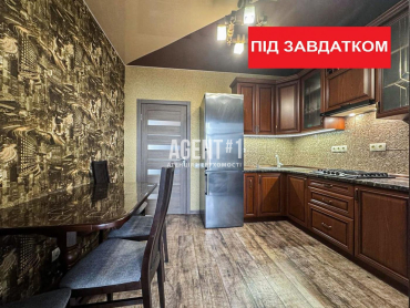 ЖК Львівський,1 комн., 42.3 кв.м. , вул.Львівська 1А у с. Петропавлівская Борщагівка