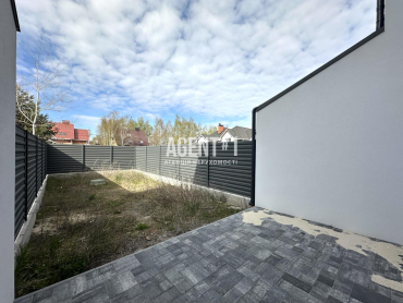 Продаж готового таунхауса поруч з ЖК Чайка, 153 кв.м.