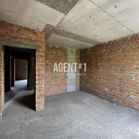 Без%  Продаж  дуплекс з цегли 143+73м.кв у подарунок! 3 сотки. с.Гатне