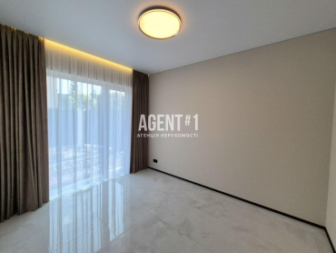 Продаж будинку. Супер локація Окружна 300 м! Поруч ЖК Sofia Residence. Газ!