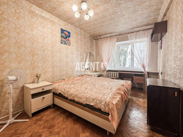 Оренда 2х кімн.квартири ,вул. Гетьмана Кирила Розумовського 12  у м.Київ.