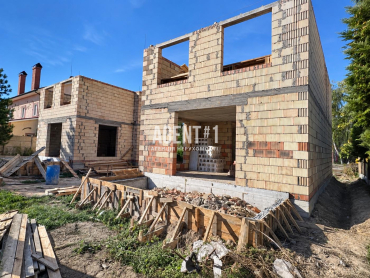 Сучасний будинок біля ЖК Чайка, 138 кв.м., 4 сотки, газове опалення
