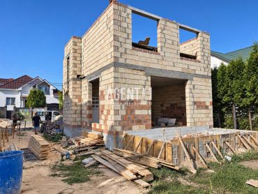 Сучасний будинок біля ЖК Чайка, 138 кв.м., 4 сотки, газове опалення