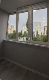 Продаж затишної 2кімн.кв. ,вул. Леся Курбаса , 18 у м.Київ