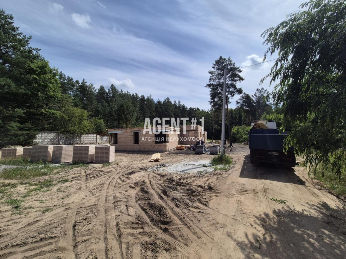 Старт продажу сучасних одноповерхових будинків серед лісу в мальовничих Гореничах! Газ! Безпечна кімната! Закрита територія! Без%