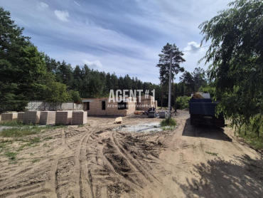 Старт продажу сучасних одноповерхових  будинків серед лісу в мальовничих  Гореничах! Газ! Безпечна кімната! Закрита територія! Без%