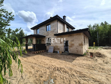 Будинок преміум якості Петрушки. Завершальна стадія будівництва. ТОП локація! Газ! Сонячні панелі! Без %