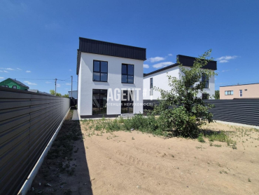 Продаж газифікованого будинку в Білогородці. Поруч Сільпо. Без %