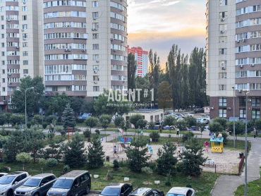 ЖК Парковий, 2-кімн., 59.8 кв.м., бул.Руденко Миколи,14-ж, м. Київ