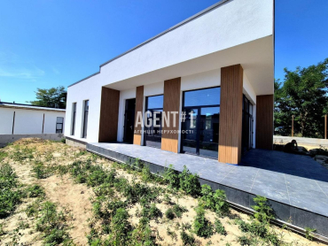 Продаж сучасного одноповерхового  будинку в стилі hi-tech в Білогородці. Газ! Без %