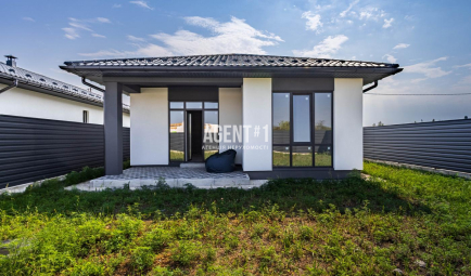 продаж будинку Білогородка, сади, газ, 4.5 сотки ділянка