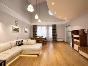 ДВОРІВНЕВА КВАРТИРА 195 М² З ДРУГИМ СВІТЛОМ $320 000
