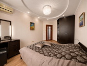 ДВОРІВНЕВА КВАРТИРА 195 М² З ДРУГИМ СВІТЛОМ $320 000