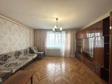 3-кімн. квартира, 68,4 кв.м., вул. Бакинська, 26, метро Дорогожичі