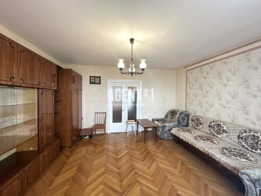 3-кімн. квартира, 68,4 кв.м., вул. Бакинська, 26, метро Дорогожичі