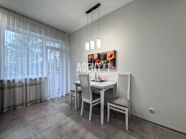 Квартира ЖК Family , 1кімн.кв, 42.8 кв.м , вул.Тополева 6 в с.Гатне