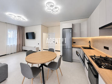 Перша здача! Квадрекс 75 м² КМ Garden Village, газ, власний двір