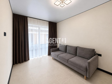 Перша здача! Квадрекс 75 м² КМ Garden Village, газ, власний двір