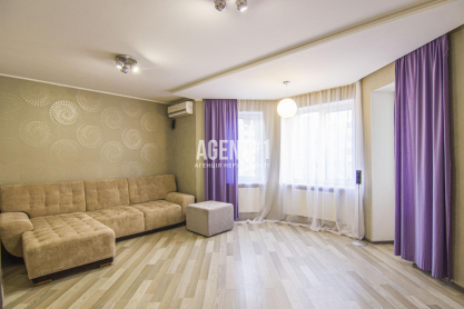 Затишна 2 комн. квартира 75 кв.м. в с. Святопетровське.