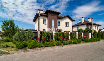 Продаж будинку 155м2 з ділянкою 5 соток. з ремонтом