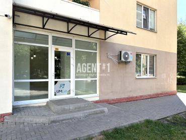 ЖК Чайка, фасадне приміщення в чудовій локації, 62 кв.м. 1-й поверх