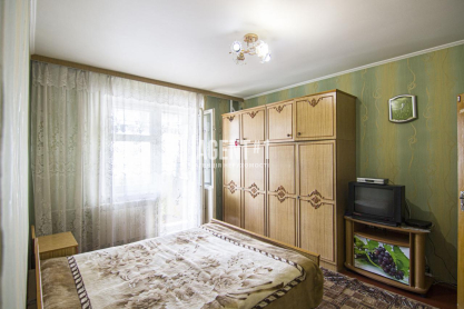 3-кімн. квартира біля метро Академмістечко, 72 кв.м., Ірпінська, 62а