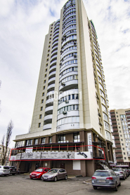 ЖК Парковий, нежитлове приміщення, 204,4 кв.м.