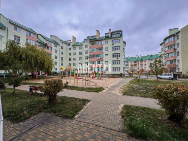 ЖК Петропавлівський, 3-кімн., 131,8 кв.м., вул. Борщагівська, 30а.